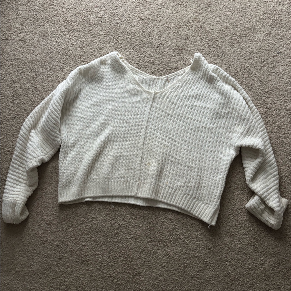 Cream V-Neck Sweater with Ribbed Texture